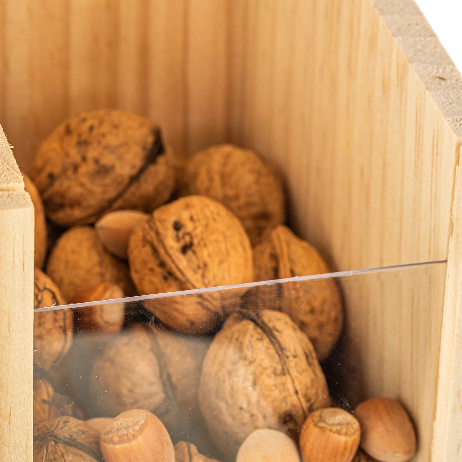 Futterhaus Für Eichhörnchen Metalldach Kiefernholz Unbehandelt 5 Futterhaus Für Eichhörnchen Metalldach Kiefernholz Unbehandelt – Bild 3