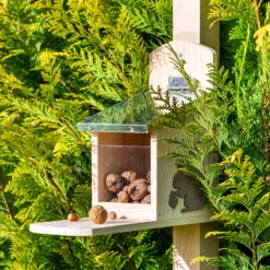 Futterhaus Für Eichhörnchen Metalldach Kiefernholz Unbehandelt 14 Futterhaus Für Eichhörnchen Metalldach Kiefernholz Unbehandelt -Der Grillgarten Winkels 10038023 yy 0006 logo